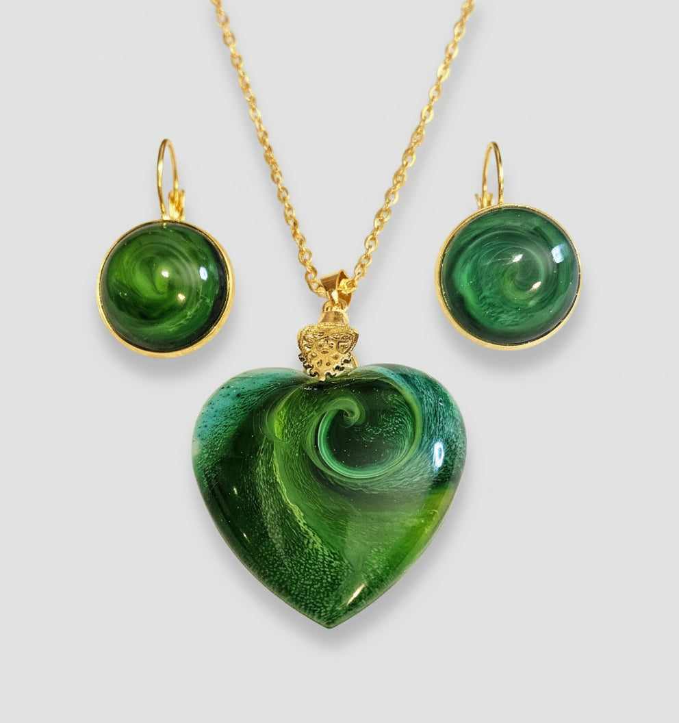 EMERALD GLOW - Heart Cabachon Pendant & Earring Set - French lever backs