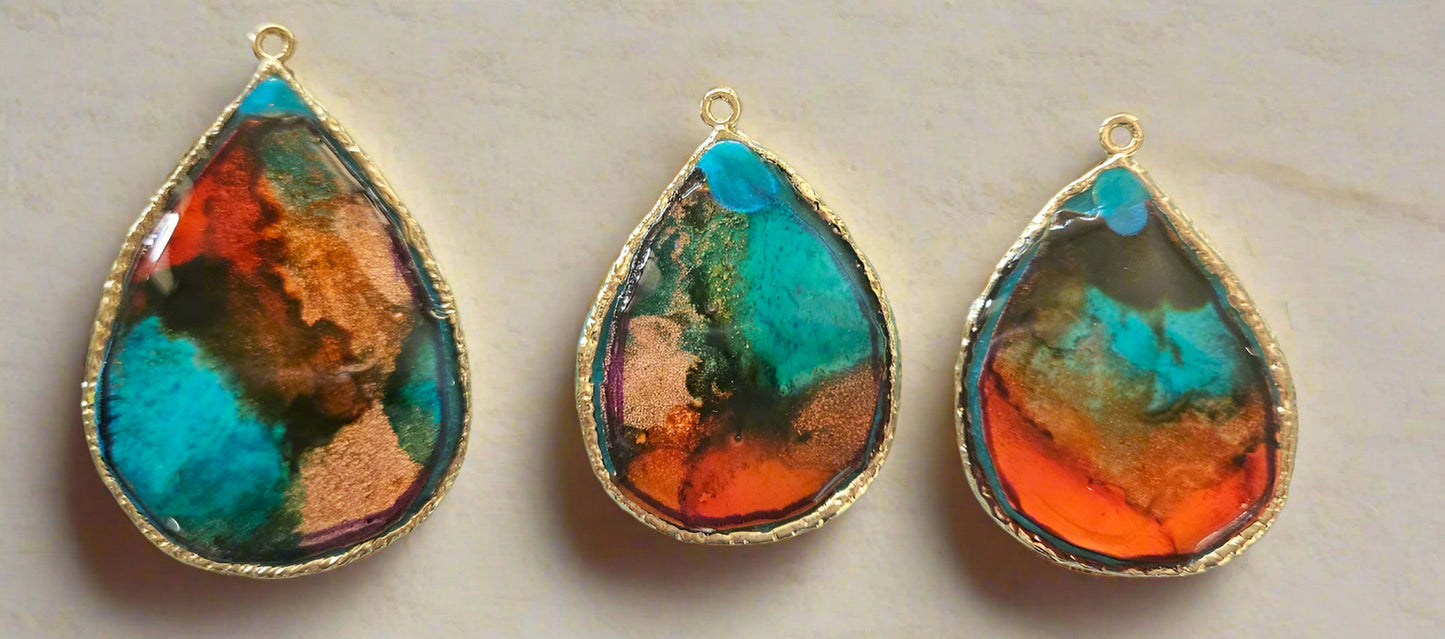 Teardrop Shape Pendant and Earring Set - MOROCCAN DREAMS